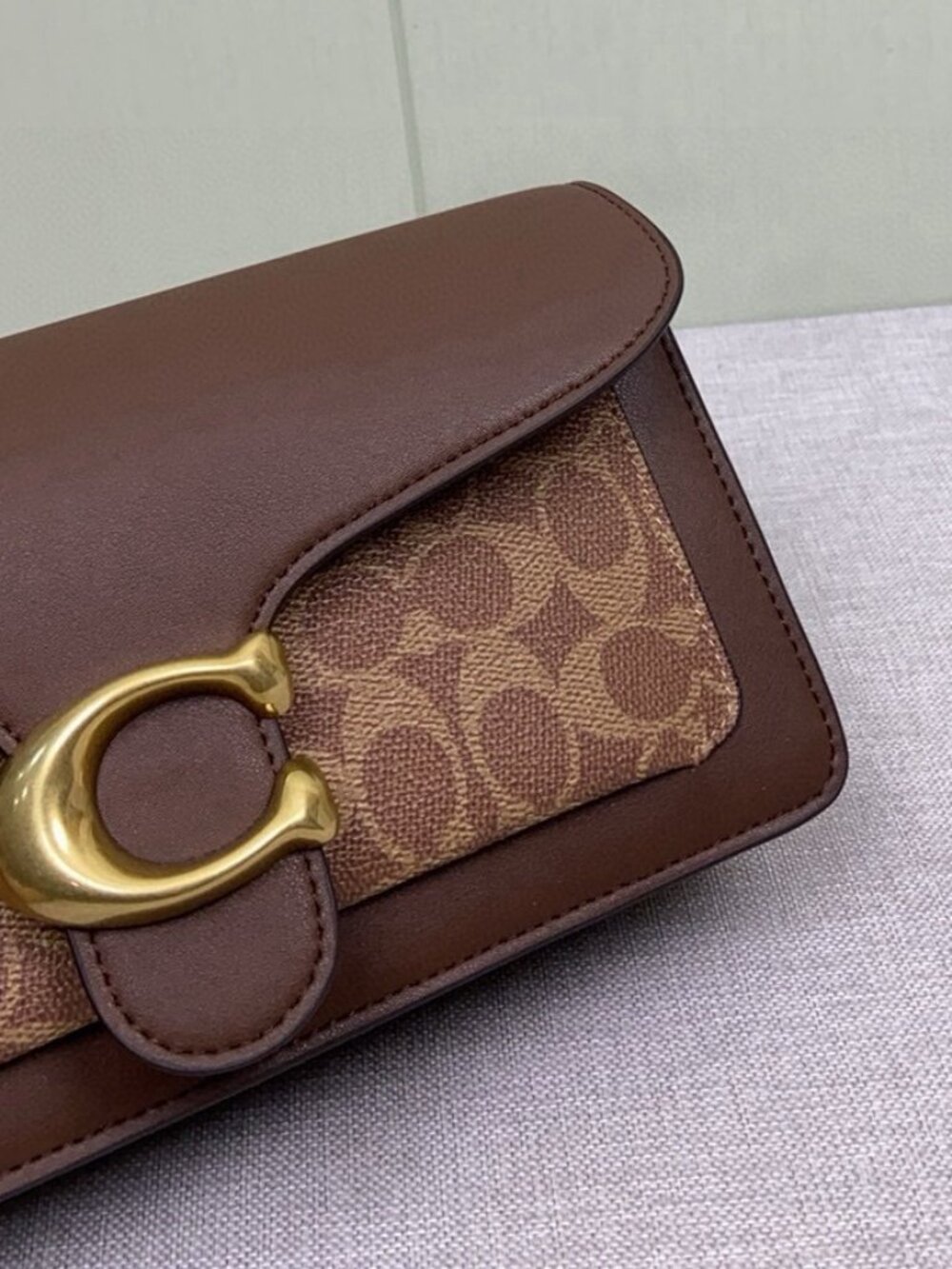 Coach Tabby Shoulder Bag 26 In Signature Canvas - Picture 4 of 5